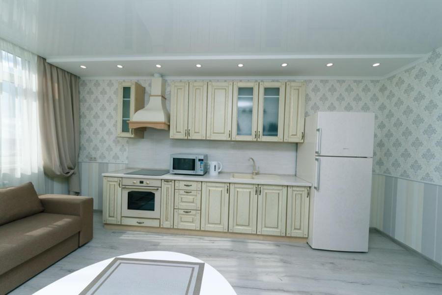 Apartment осокорки современные люкс с 2-мя спальнями пр бажана *